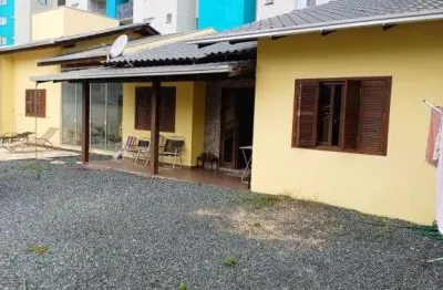 Casa com 4 quartos à venda no Centro, Barra Velha 