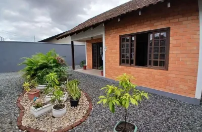 Casa com 3 quartos à venda no Guanabara, Joinville 