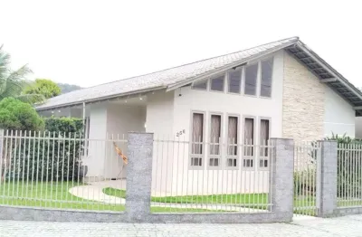 Casa com 3 quartos à venda no Glória, Joinville 