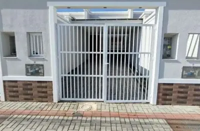 Casa com 2 quartos à venda no João Costa, Joinville 