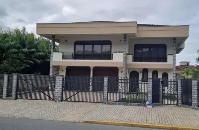 Sobrado no centro (pirabeiraba) com 3 quartos para venda, 0 m²
