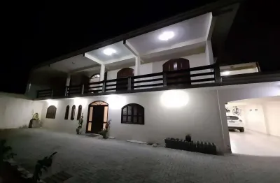 Casa com 4 quartos à venda no Boa Vista, Joinville 