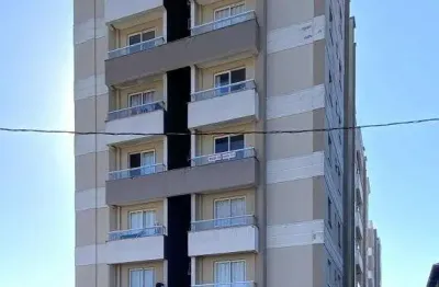 Apartamento com 3 quartos para alugar no Glória, Joinville 