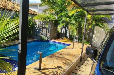 Casa com 2 dormitórios sendo uma suíte  à venda, 168 m² por R$ 750.000 - Mercês - Uberaba/MG