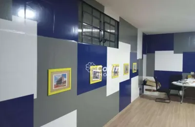 Galpão para alugar por R$ 4.500,00/mês - Bom Retiro - Uberaba/MG