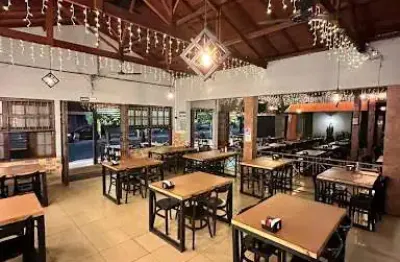 Ponto à venda, 735 m² por R$ 3.100.000,00 - Estados Unidos - Uberaba/MG