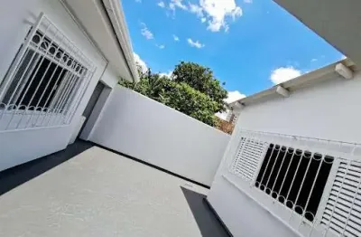 Casa com 6 dormitórios, 212 m² - venda por R$ 630.000,00 ou aluguel por R$ 4.000,00 - Estados Unidos - Uberaba/MG