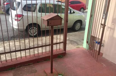 Casa com 3 quartos para alugar na Vila Vianelo, Jundiaí 