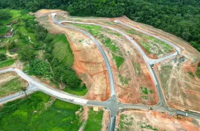 Terreno em condomínio fechado à venda no Casa de Pedra, Volta Redonda 