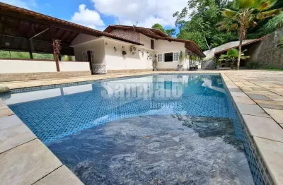Casarão colonial de 04 suítes no condomínio fazenda cantagalo