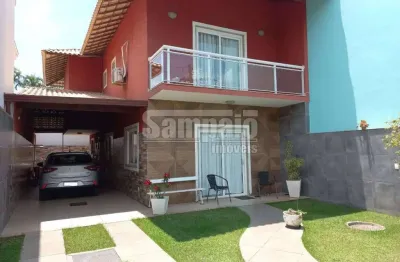 Espetacular casa duplex de 03 quartos no condomínio vale das palmeiras