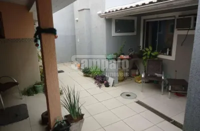 Casa duplex de 3 quartos no condomínio julio fleischman