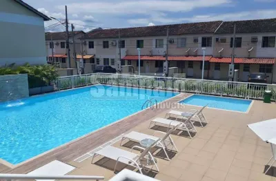 Ótima casa de 2 quartos, com 51m² no condomínio caminho do prak