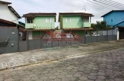 Sobrado em condomínio na martim de sá- excelente para renda!