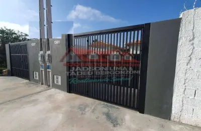 Casa térrea recém construída  golfinhos - caraguatatuba