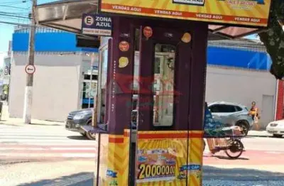 Excelente ponto comercial no centro de Caraguatatuba, ótimo faturamento!