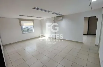 Maravilhoso conjunto comercial andar alto face sombra sala dupla 135m² au com espaço para recepção, ares condicionados, forro, luminárias