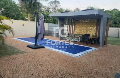 Casa em Condomínio Fechado com 4 Suítes de  356m² no Bairro Nova Aliança!