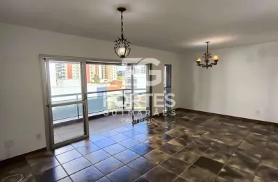 Apartamento 167m² com 3 quartos sendo 1 suíte, com armários sendo 1 closet e ventiladores de teto, ao lado do shopping santa úrsula e próximo dos hospitais hc, são francisco (hapvida) e nova bene (ben