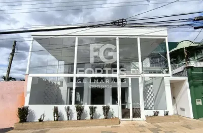 Imóvel comercial sobrado com 364m², sendo salão na entrada com pé direito duplo + mezanino, no boulevard;