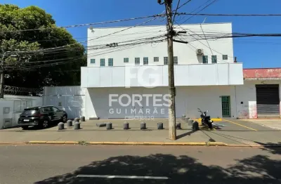 Imóvel comercial com 875m² de area construída no bairro jd independência!