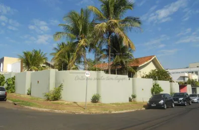 Casa comercial de 4 suítes com 709,99m² para locação no alto da boa vista