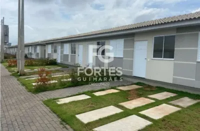 Casa para locação, 02 quartos, 02 vagas de garagem, 45 m², reserva real