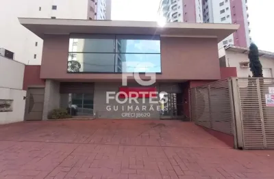 Imóvel comercial com 579 m² de área construída no bairro centro!