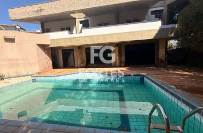 Casa para locação, 03 quartos sendo 03 suítes, varanda gourmet, piscina, 510 m², jardim canadá