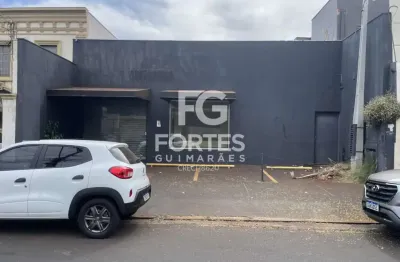 Sobrado comercial para alugar, 3 salas no piso superior, ampla sala no térreo, 342 m² de construção no boulevard