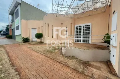 Imóvel comercial com 180 m² de área construída no bairro da vila seixas!