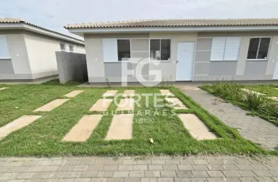 Casa térrea 48m² com 2 quartos sendo 1 suíte, no condomínio palácio de turim;