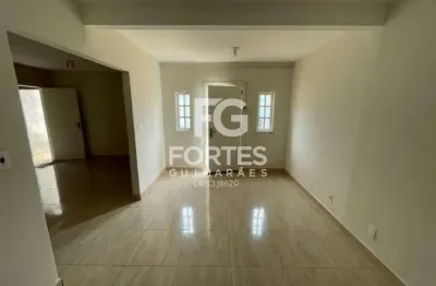Casa para locação de 3 quartos sendo 1 suíte, com 111m² no bairro jardim prof. antônio palocci!