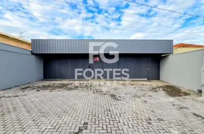 Imóvel Comercial Casa Térrea 237m² sendo salão principal e recuo frontal com 4 vagas de garagens para estacionamento de clientes, no Alto Da Boa Vista entre as avenidas Independência, João Fiusa e Pre