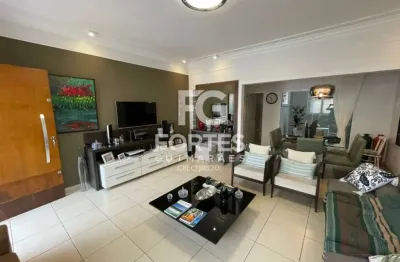 Casa térrea para locação de 3 suítes, com 190m² de área construída no bairro alto da boa vista!