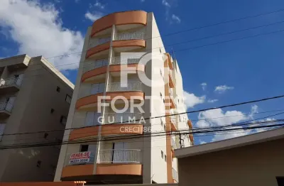 Apartamento com dois quartos com 75 m² de área construída no Bairro Santa Cruz!