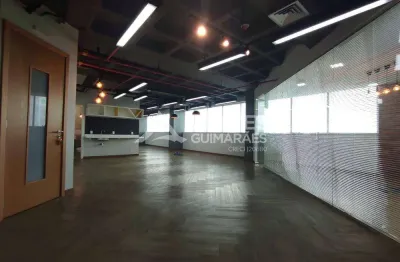 Sala Conjunto Comercial 130m² com ambientes integrados e com ar condicionado Central, no anexo do Ribeirão Shopping;