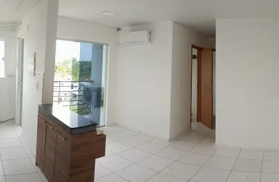 Alugo apartamento de 2 quartos sendo 1 suíte em torre com elevador, condomínio fechado com área de lazer completa e segurança 24h.