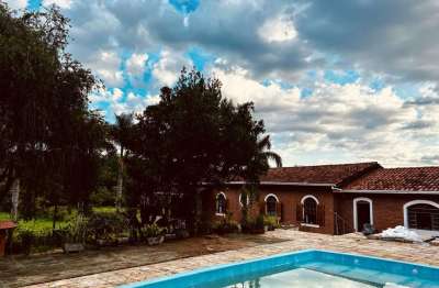 Casa para temporada em bragança paulista, água comprida, 5 dormitórios, 3 banheiros, 8 vagas