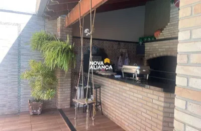 Casa com 4 quartos à venda no Núcleo Habitacional Silvério Cartafina, Uberaba 