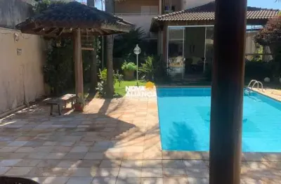 Encante-se com esta casa maravilhosa próxima ao piscinão – conforto, espaço e la