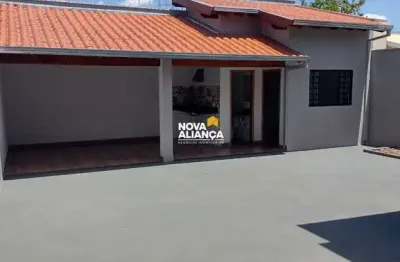 Oportunidade incrível no nenê gomes! casa ampla e moderna à venda.
