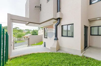 Sobrado, merces valor especial , 1 suíte, 1 demi suíte e 2 churrasqueiras.