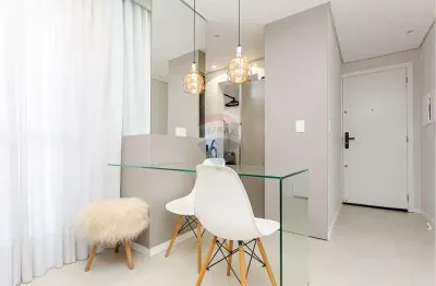 Apartamento porteira fechada, bairro aristocrata, 2 quartos, 1 suíte com sacada e churrasqueira.