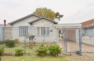 Casa com 3 quartos à venda na Rua Isaías Régis de Miranda, 3217, Boqueirão, Curitiba