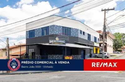 Prédio a venda em vinhedo, com 04 lojas térreas e 05 kitnets no piso superior, grande oportunidade de investimento.