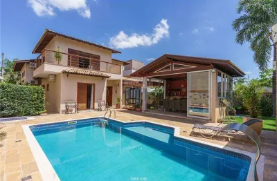 Casa à venda em  vinhedo, no condomínio terras de vinhedo, super bem localizado.