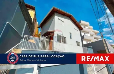 Casa com 3 quartos para alugar na Rua Osvaldo Cruz, 35, Centro, Vinhedo