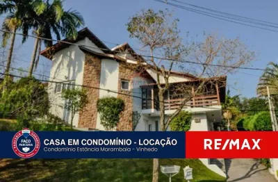 Casa de Condomínio com 4 Quartos e 5 banheiros para Alugar, 410 m² por R$ 9.000,00/Mês