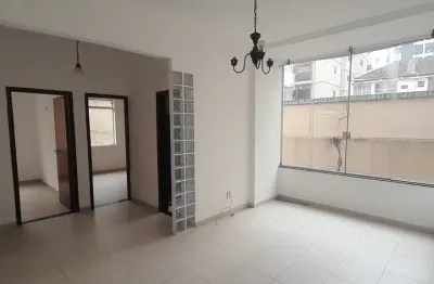Amplo Apartamento Térreo em Frente Praia na Baia de São Vicente, 90m² 02 Dorm. Itararé, São Vicente - SP